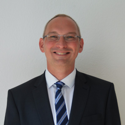 Prof. Dr. Tim Jesgarzewski